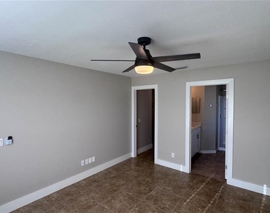 11728 Shirburn Circle - Photo Thumbnail 17