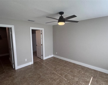 11728 Shirburn Circle - Photo Thumbnail 15