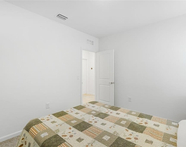 6587 Silverstar Drive - Photo Thumbnail 16