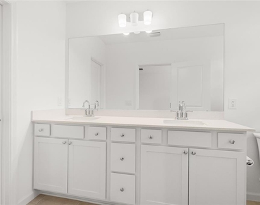 6587 Silverstar Drive - Photo Thumbnail 13
