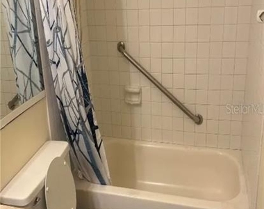 2716 Hidden Lake Boulevard - Photo Thumbnail 11