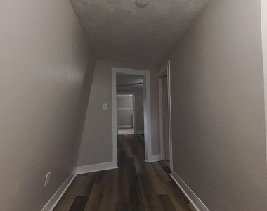 1715 Sanderson Avenue - Photo Thumbnail 3
