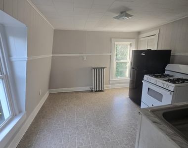 1715 Sanderson Avenue - Photo Thumbnail 9
