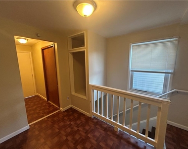 397 W Saint Joseph Street - Photo Thumbnail 9
