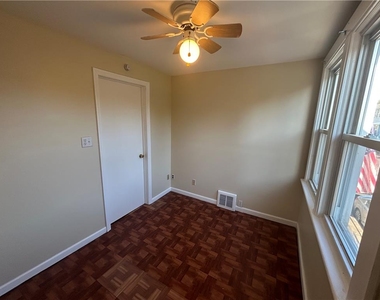 397 W Saint Joseph Street - Photo Thumbnail 6