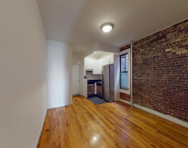 East 91st Street - Photo Thumbnail 1