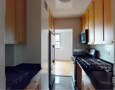East 79th  Street - Photo Thumbnail 2