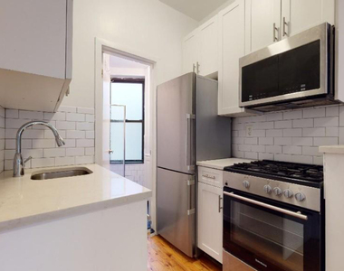 East 85th Street - Photo Thumbnail 1