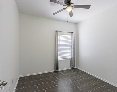 8820 Norton Street - Photo Thumbnail 7