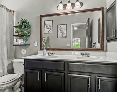 14247 Russ Leach Avenue - Photo Thumbnail 13