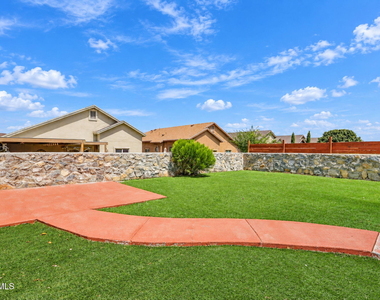 14247 Russ Leach Avenue - Photo Thumbnail 27