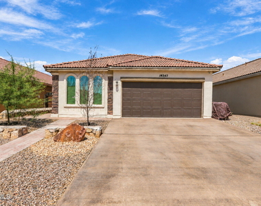 14247 Russ Leach Avenue - Photo Thumbnail 1
