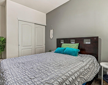 14247 Russ Leach Avenue - Photo Thumbnail 18