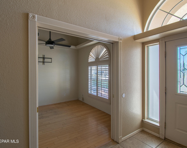 1328 Doc Holiday Place - Photo Thumbnail 7