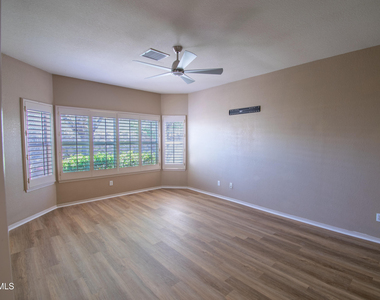 1328 Doc Holiday Place - Photo Thumbnail 17