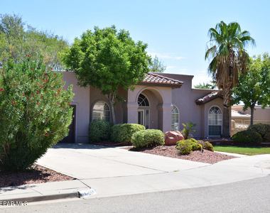 1328 Doc Holiday Place - Photo Thumbnail 2