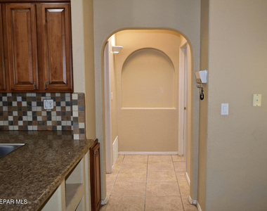 1328 Doc Holiday Place - Photo Thumbnail 16