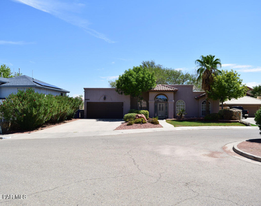 1328 Doc Holiday Place - Photo Thumbnail 31