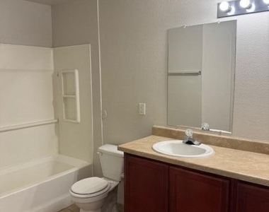 6027 Brook Hollow Drive - Photo Thumbnail 7