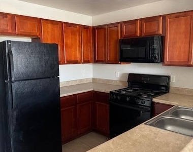 6027 Brook Hollow Drive - Photo Thumbnail 4