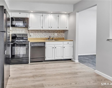 125 Warner Hill Road - Photo Thumbnail 15