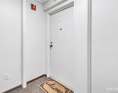 125 Warner Hill Road - Photo Thumbnail 2
