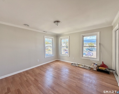 736 Savin Avenue - Photo Thumbnail 1