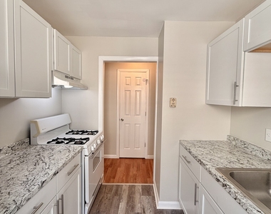 736 Savin Avenue - Photo Thumbnail 4
