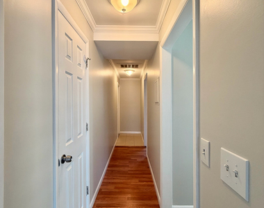 736 Savin Avenue - Photo Thumbnail 5