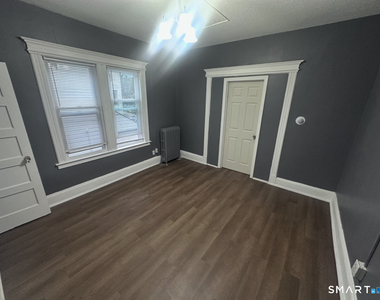 26 Cabot Street - Photo Thumbnail 2