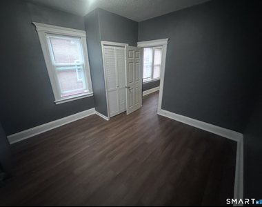 26 Cabot Street - Photo Thumbnail 10