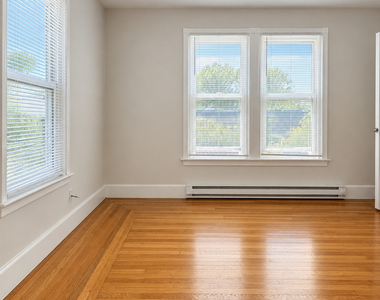 35 Maple Street - Photo Thumbnail 8