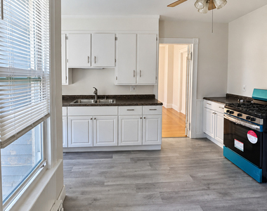 35 Maple Street - Photo Thumbnail 1