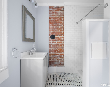 161 Broadway - Photo Thumbnail 12