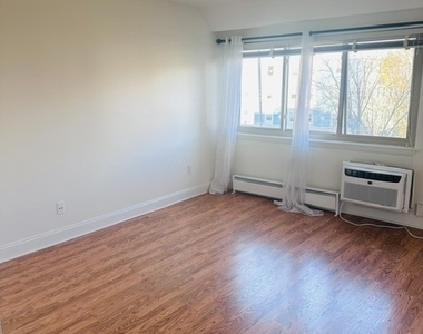 104 North Street - Photo Thumbnail 5