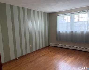 703 Laurel Grove Road - Photo Thumbnail 9