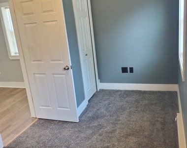 100 North Street - Photo Thumbnail 9