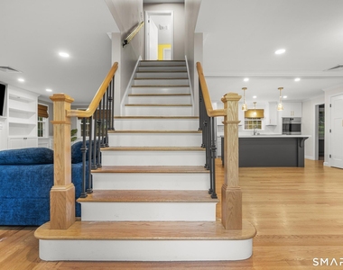 370 Woodland Street - Photo Thumbnail 4