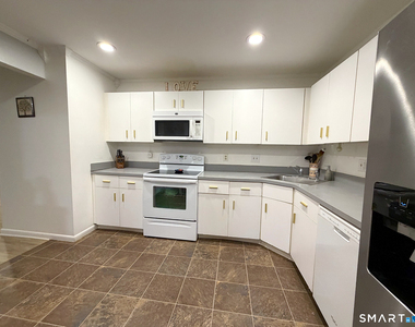 97 Richards Avenue - Photo Thumbnail 9