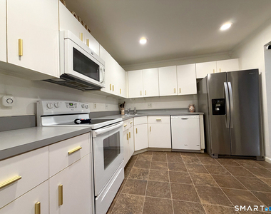 97 Richards Avenue - Photo Thumbnail 11