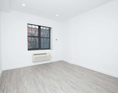 139 Alexander Avenue - Photo Thumbnail 8