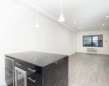 139 Alexander Avenue - Photo Thumbnail 3