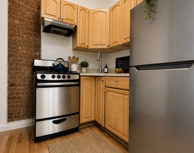 555 West 151st Street - Photo Thumbnail 1