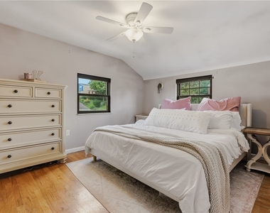 2338 Parklyn St - Photo Thumbnail 21