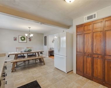 2338 Parklyn St - Photo Thumbnail 19
