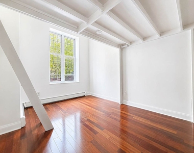 208 West 123rd Street - Photo Thumbnail 4