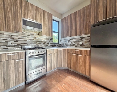 316 Patchen Avenue - Photo Thumbnail 2