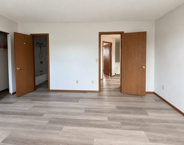 145 Prospect Avenue - Photo Thumbnail 15