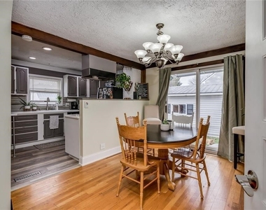 150 Seymour Street - Photo Thumbnail 2