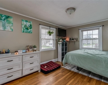 150 Seymour Street - Photo Thumbnail 14